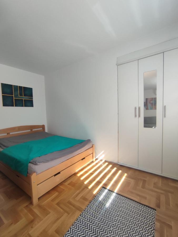 Apartman Buda Lukavica Екстер'єр фото